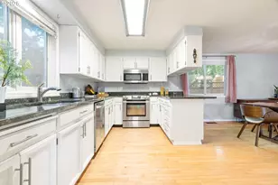 11178 SE Cranberry Loop, Clackamas, OR 97015 - Photo 10