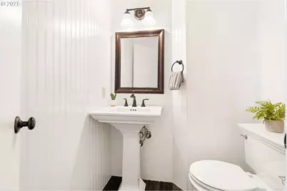 11178 SE Cranberry Loop, Clackamas, OR 97015 - Photo 18