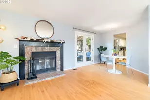 11178 SE Cranberry Loop, Clackamas, OR 97015 - Photo 8