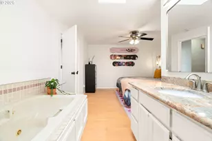 11178 SE Cranberry Loop, Clackamas, OR 97015 - Photo 24