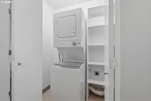 200 Burnham Rd, Lake Oswego, OR 97034 - Photo 20