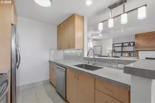 200 Burnham Rd, Lake Oswego, OR 97034 - Photo 14