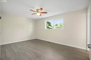 1453 SE 29th Ct, Troutdale, OR 97060 - Photo 16