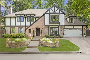 4004 Melissa Dr, Lake Oswego, OR 97034 - Photo 1