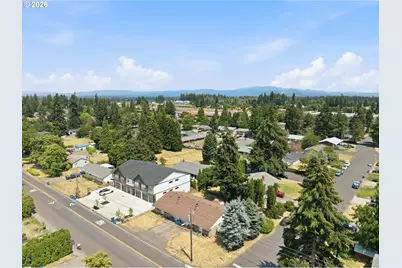 801 NE 104th Ave, Vancouver, WA 98664 - Photo 2