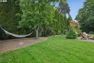 10247 N Smith St, Portland, OR 97203 - Photo 44