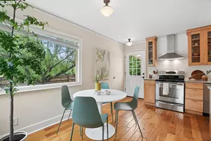 10247 N Smith St, Portland, OR 97203 - Photo 12