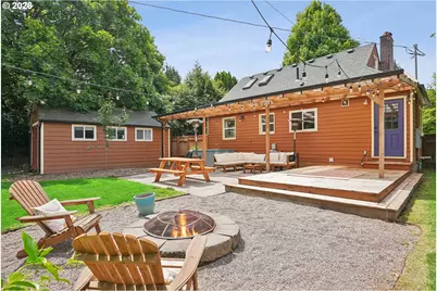 10247 N Smith St, Portland, OR 97203 - Photo 32