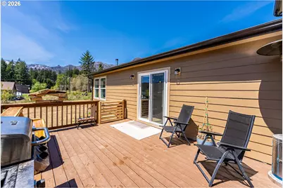 210 S Detroit Rd, Detroit, OR 97342 - Photo 28
