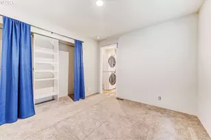 4264 SE 122nd Ave, Portland, OR 97236 - Photo 24