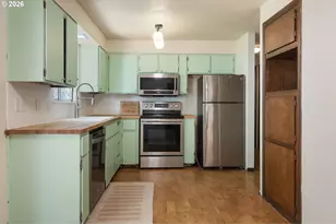 6930 SE 122nd Ave, Portland, OR 97236 - Photo 6