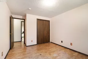6930 SE 122nd Ave, Portland, OR 97236 - Photo 10