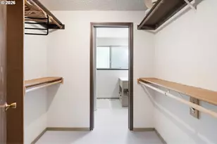 6930 SE 122nd Ave, Portland, OR 97236 - Photo 14