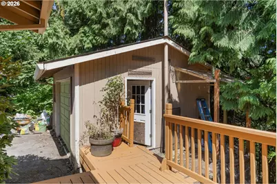 6930 SE 122nd Ave, Portland, OR 97236 - Photo 24