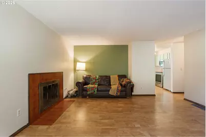 6930 SE 122nd Ave, Portland, OR 97236 - Photo 4