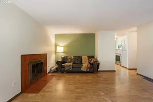 6930 SE 122nd Ave, Portland, OR 97236 - Photo 4