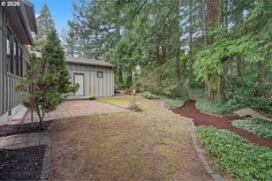 8835 SW Washington Dr, Portland, OR 97223 - Photo 36
