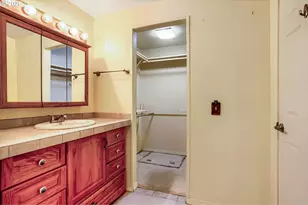 4039 NE Meadow Ln, Hillsboro, OR 97124 - Photo 14