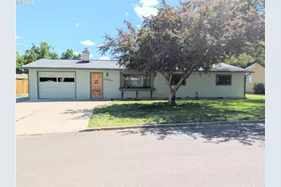 2404 Century Loop, La Grande, OR 97850 - Photo 2
