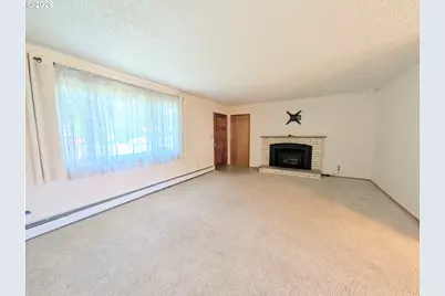 2404 Century Loop, La Grande, OR 97850 - Photo 8