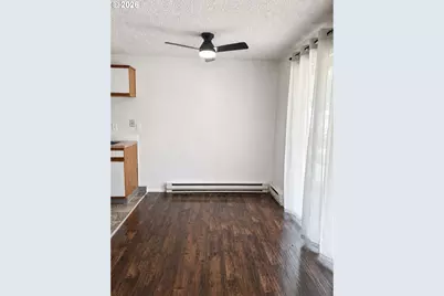 933 SE Rene Ave, Gresham, OR 97080 - Photo 24