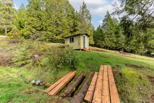 48187 McFarland Rd, Oakridge, OR 97463 - Photo 8