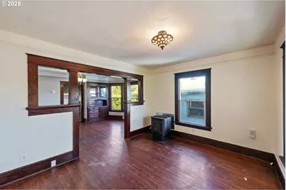 543 S 12th St, Coos Bay, OR 97420 - Photo 14