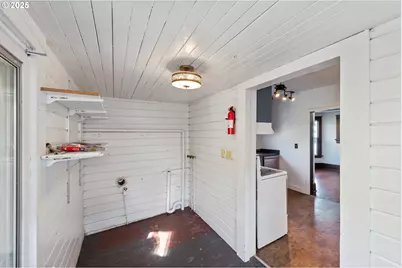 543 S 12th St, Coos Bay, OR 97420 - Photo 36