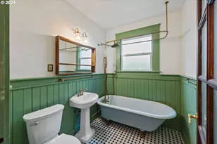 543 S 12th St, Coos Bay, OR 97420 - Photo 30