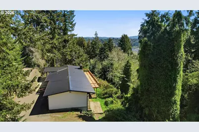 1395 Ingersoll St, Coos Bay, OR 97420 - Photo 4