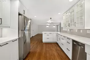 6542 SW 88th Ave, Portland, OR 97223 - Photo 8