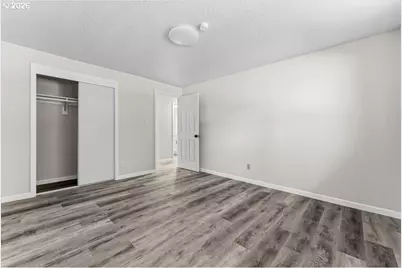 210 NE 167th Pl, Portland, OR 97230 - Photo 20