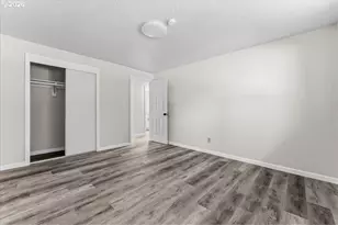 210 NE 167th Pl, Portland, OR 97230 - Photo 20