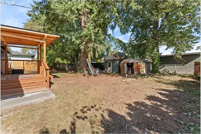 210 NE 167th Pl, Portland, OR 97230 - Photo 24