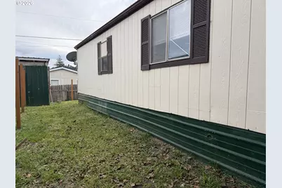 200 Emils Way #19, Roseburg, OR 97471 - Photo 10