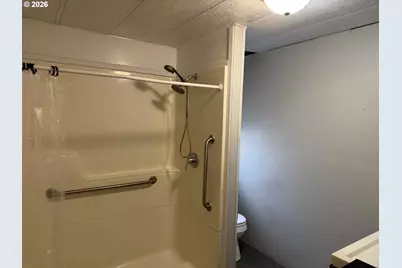 200 Emils Way #19, Roseburg, OR 97471 - Photo 8