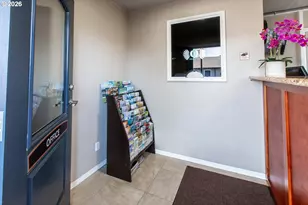 1152 Main St, Springfield, OR 97477 - Photo 34
