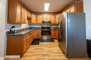 1152 Main St, Springfield, OR 97477 - Photo 20