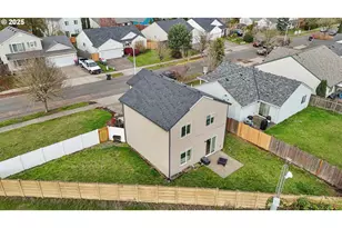 2488 SW Taylor Dr, McMinnville, OR 97128 - Photo 36