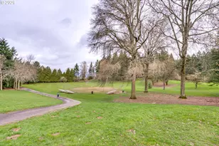 9560 N Ivanhoe St, Portland, OR 97203 - Photo 44