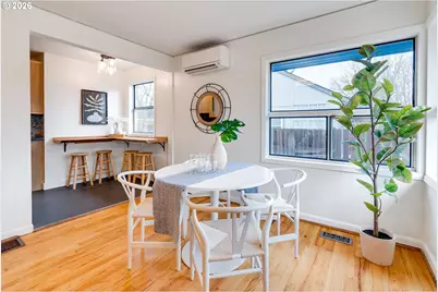 9560 N Ivanhoe St, Portland, OR 97203 - Photo 14