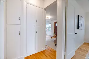 9560 N Ivanhoe St, Portland, OR 97203 - Photo 6