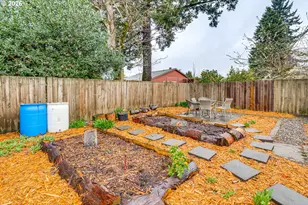 9560 N Ivanhoe St, Portland, OR 97203 - Photo 38