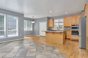 2619 NE Charlois Dr, Hillsboro, OR 97123 - Photo 10
