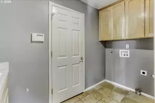 2619 NE Charlois Dr, Hillsboro, OR 97123 - Photo 36