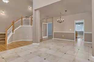 2619 NE Charlois Dr, Hillsboro, OR 97123 - Photo 6