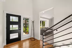 13687 SW Charleston Ln, Portland, OR 97224 - Photo 4