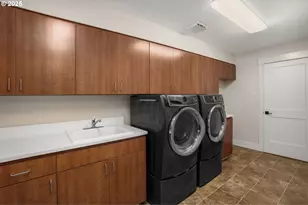 13687 SW Charleston Ln, Portland, OR 97224 - Photo 32