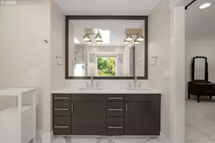 13687 SW Charleston Ln, Portland, OR 97224 - Photo 24