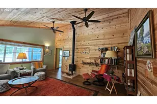 54841 McKenzie River Dr, Blue River, OR 97413 - Photo 14